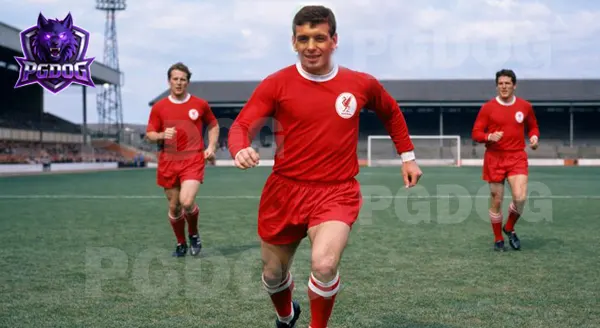 อดีตกองกลาง Ian Callaghan